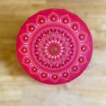 Mandala na plátně- ručně malovaný a tečkovaný obraz
