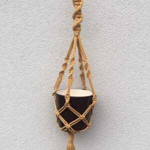 Macramé – závěs na květináč